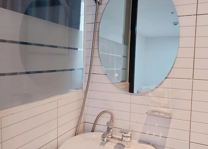 The Nearby Yeouido Homestay